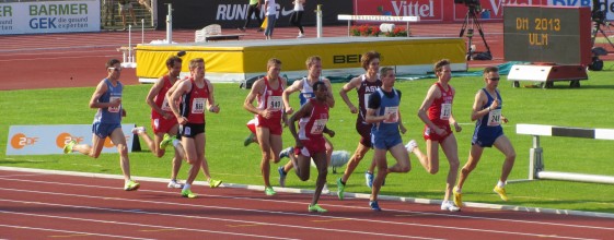 1.500m-Finale mit Sebastian Keiner (3. v.r.) und Stefan Eberhardt (940)