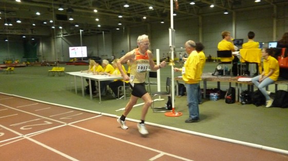 Hartmut Erdmann geht im 1500-Meter-Finale in die letzte Runde