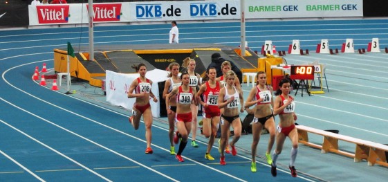 Vorlauf 1.500m mit Astrid Hartenstein (349) und Annett Horna (281)