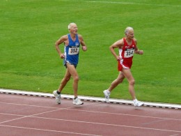 Raimund Krauße (352) lief mit 20:41,21 Minuten einen Landesrekord in der M70