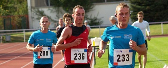 Sören Föt (236) siegte im Stundenlauf, nachdem er wenige Stunden zuvor den Erfurter Zooparklauf gelaufen war